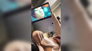 여사친만지는거라는데 (1)