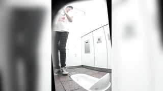 現役な狩場で現役な感じを・・・ 前後２カメラ駅トイレ ipcam