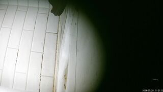 Magic Hand  外部入手  プレミアム「トイレ盗撮」映像：「高画質・無毛の美女（ホワイトタイガー編）」 — 36本 toilet 2 11