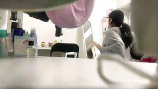 黒い茂みからパックリ開いたアソコが丸見え voyeur jp 160526