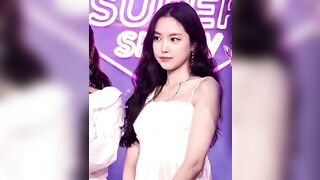 NAEUN SHOWS TITS 121484 2 KPOP ALLPOP